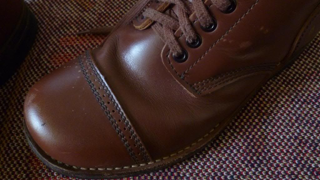 service shoes jogar